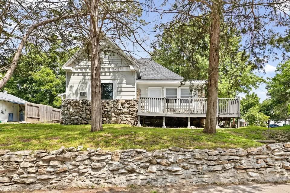 Exterior photo from the 300 Ripley Street Facebook listing